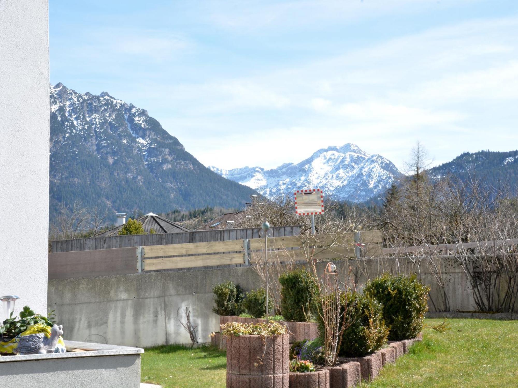 Haus Claudia Apartment Reutte Exterior photo